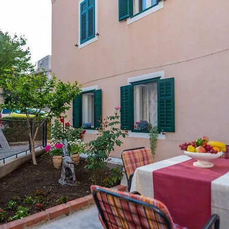 Grgur דירה ספליט